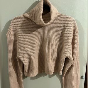 Aritzia Rebecca Sweater in Medium